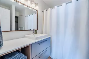 101 Island Dr, Horseshoe Bay, TX 78657 - Photo 15