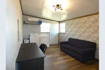 1101 E College, Llano, TX 78643 - Photo 17