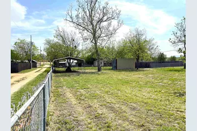 1101 E College, Llano, TX 78643 - Photo 25