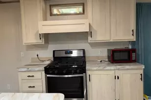 804 W College, Llano, TX 78643 - Photo 7