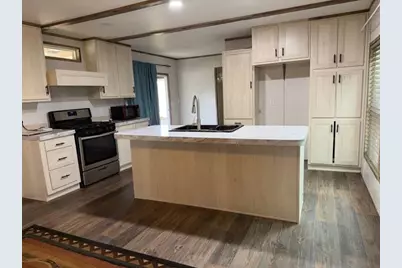 804 W College, Llano, TX 78643 - Photo 5