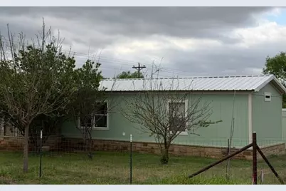 804 W College, Llano, TX 78643 - Photo 17