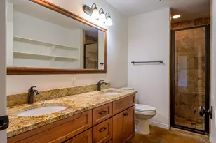 1237 Ridge Harbor Dr, Spicewood, TX 78669 - Photo 23