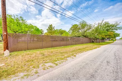 604 Elkhorn Drive, Kingsland, TX 78639 - Photo 11