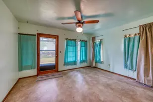 604 Elkhorn Dr, Kingsland, TX 78639 - Photo 31