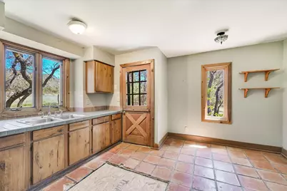 22419 Hazy Hollow Cv, Spicewood, TX 78669 - Photo 5