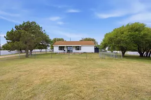 1651 Roselea Dr, Buchanan Dam, TX 78609 - Photo 43