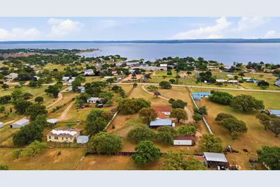 1651 Roselea Dr, Buchanan Dam, TX 78609 - Photo 13