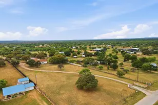 1651 Roselea Dr, Buchanan Dam, TX 78609 - Photo 9