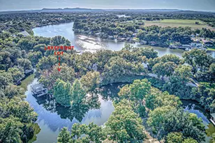 1336 S Lakeside Dr, Kingsland, TX 78639 - Photo 1