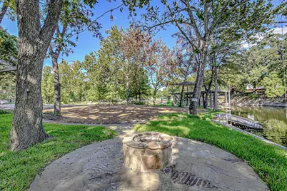 1336 S Lakeside Drive, Kingsland, TX 78639 - Photo 3