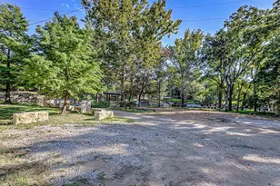 1336 S Lakeside Dr, Kingsland, TX 78639 - Photo 15