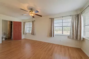 4948 Travis Oaks Dr, Marble Falls, TX 78654 - Photo 13