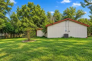 1208 Olive St, Llano, TX 78643 - Photo 25
