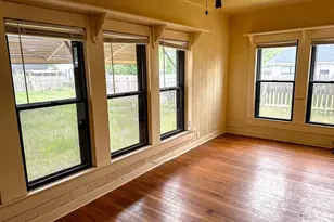 1209 Oatman St, Llano, TX 78643 - Photo 9