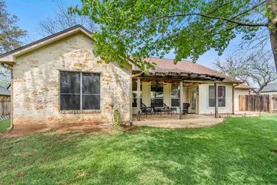 267 Meadowlakes Drive, Meadowlakes, TX 78654 - Photo 33