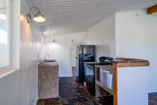 103 Chism St, Burnet, TX 78611 - Photo 11