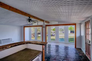 103 Chism St, Burnet, TX 78611 - Photo 9