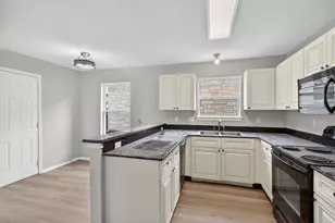 1502 N Claremont Cir, Marble Falls, TX 78654 - Photo 13