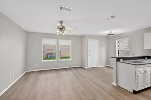 1502 N Claremont Cir, Marble Falls, TX 78654 - Photo 7