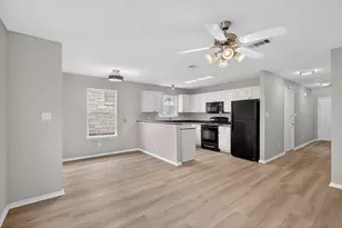 1502 N Claremont Cir, Marble Falls, TX 78654 - Photo 9