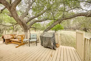 204 W Lakeshore Dr, Llano, TX 78643 - Photo 3