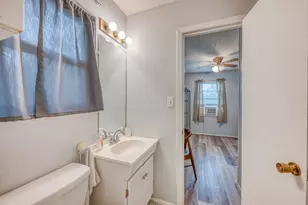 204 W Lakeshore Dr, Llano, TX 78643 - Photo 19