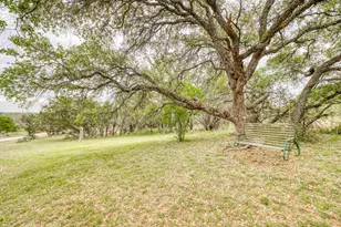 204 W Lakeshore Dr, Llano, TX 78643 - Photo 25
