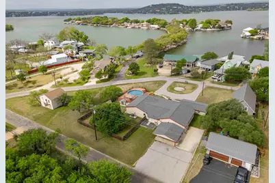 1307 Hillcrest Drive, Granite Shoals, TX 78654 - Photo 5