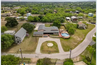 1307 Hillcrest Drive, Granite Shoals, TX 78654 - Photo 7