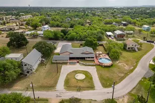 1307 Hillcrest Dr, Granite Shoals, TX 78654 - Photo 7