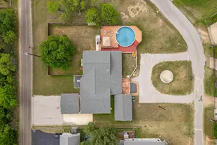 1307 Hillcrest Dr, Granite Shoals, TX 78654 - Photo 13