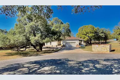 110 Llano Oaks Drive, Llano, TX 78643 - Photo 1