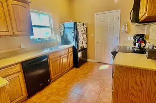 110 Llano Oaks Dr, Llano, TX 78643 - Photo 3