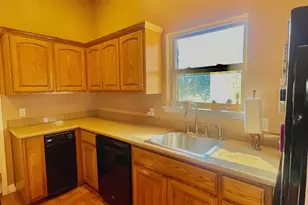 110 Llano Oaks Dr, Llano, TX 78643 - Photo 5