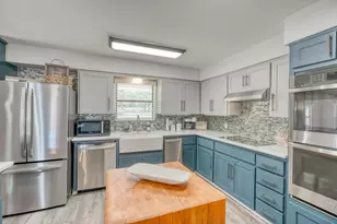 724 S Chaparral, Burnet, TX 78611 - Photo 7