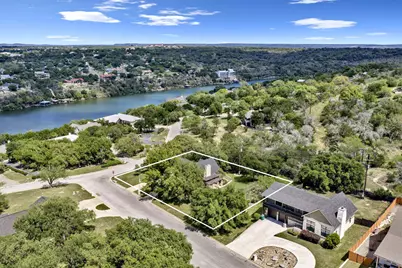 99 Gateway Parkway, Marble Falls, TX 78654 - Photo 3
