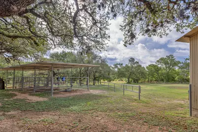 1912 Us-281 S Highway, Johnson City, TX 78636 - Photo 37