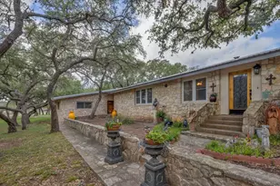 1912 Us-281 S Hwy, Johnson City, TX 78636 - Photo 7