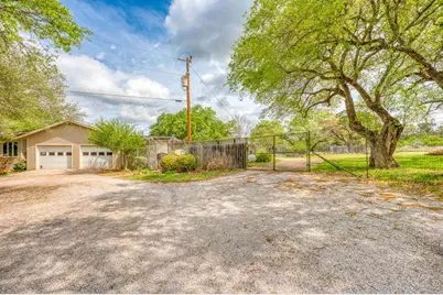 121 County Road 143, Burnet, TX 78611 - Photo 7