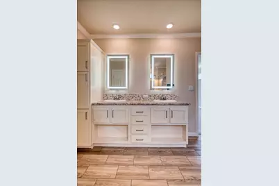 241 E Flag Creek Ranch Road, Llano, TX 78643 - Photo 15