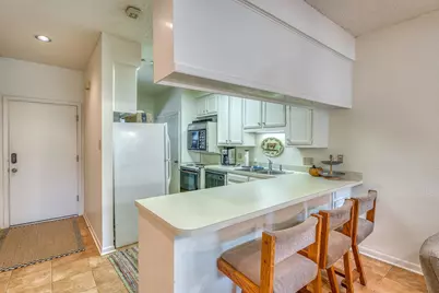 123 Lost Spur, Horseshoe Bay, TX 78657 - Photo 3