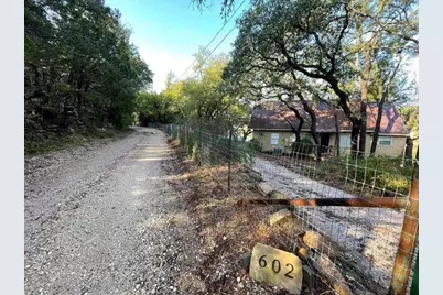602 Sycamore, Burnet, TX 78611 - Photo 3