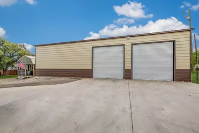 800 Texas Avenue, Kingsland, TX 78639 - Photo 3