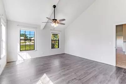 2906 Oak Ridge Dr, Horseshoe Bay, TX 78657 - Photo 11