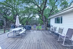 360 Darwin Dr, Burnet, TX 78611 - Photo 27