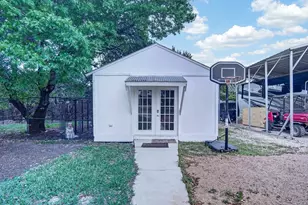 360 Darwin Dr, Burnet, TX 78611 - Photo 41