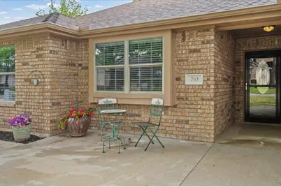 710 Cottonwood Drive, Burnet, TX 78611 - Photo 5