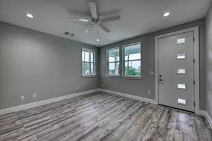 1915 Willow St, Kingsland, TX 78639 - Photo 3