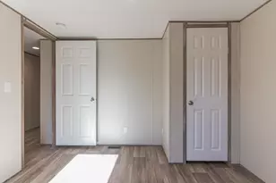 217 E Castleshoals Dr, Granite Shoals, TX 78654 - Photo 27